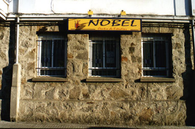Centro De Estudios Nobel